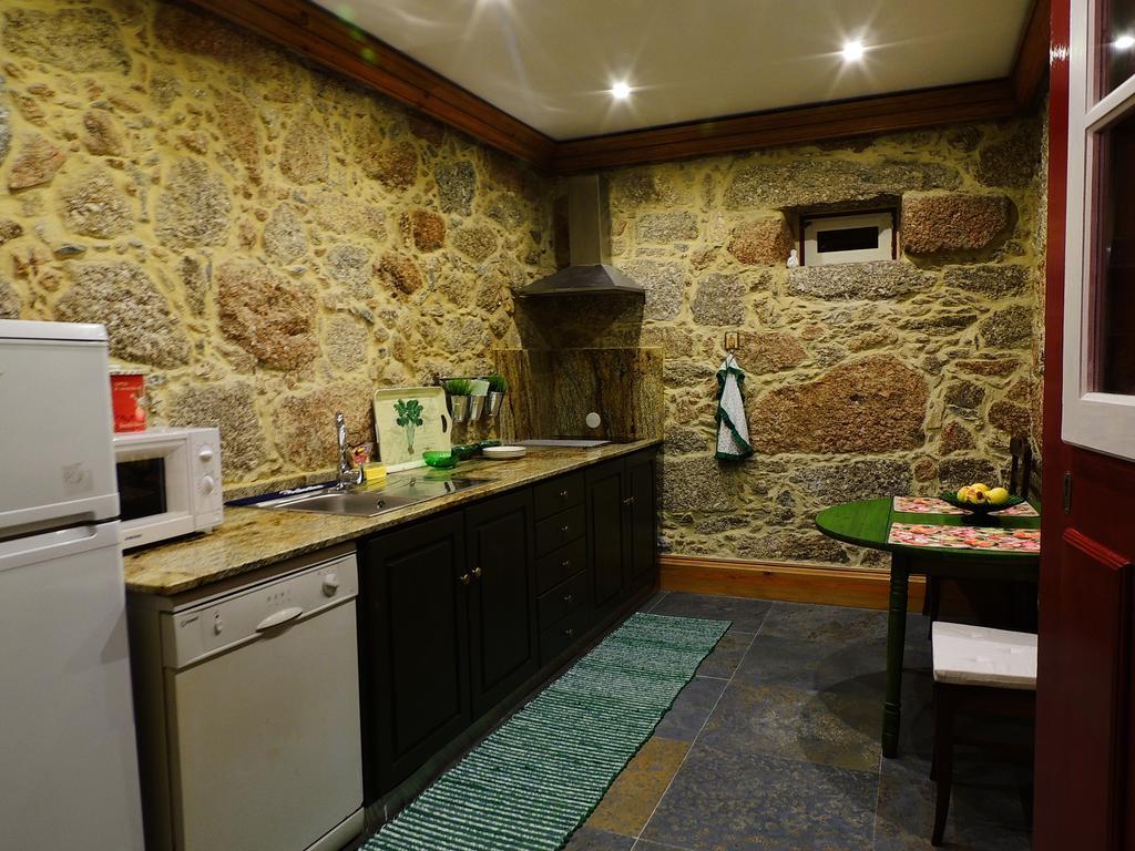 Casa de Chouselas Vilela  Bilik gambar